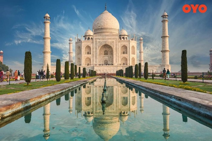Historic city travel destinations for architecture